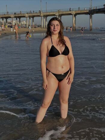 Full leaked Pixiedustedemma private onlyfans photo