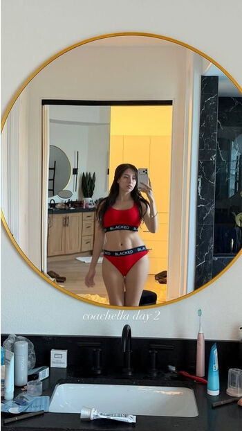 🔥 Pokimane  page leaked private photo uncensored full