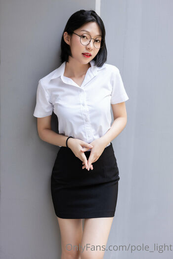 🔥 Pole light page leaked private photo uncensored full