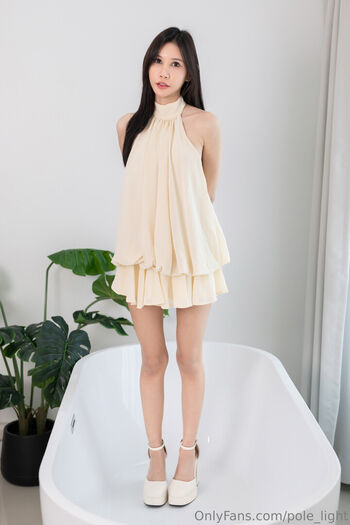 🔥 Pole light page leaked private photo uncensored full