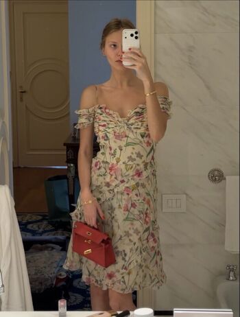 Full leaked Polina zelenova private onlyfans photo