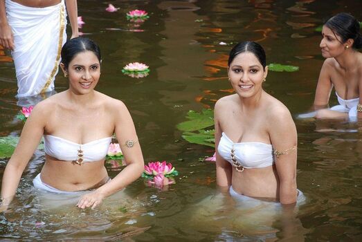 Full leaked Pooja chopra private onlyfans photo