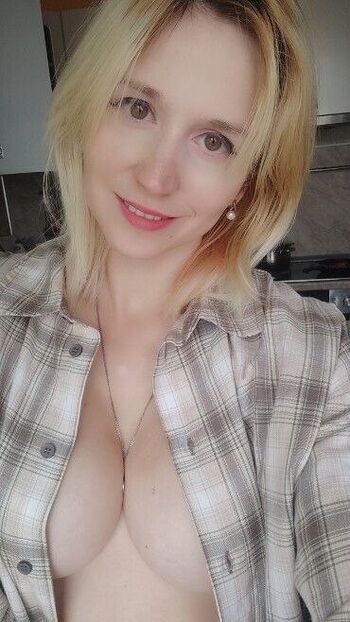 Full leaked Popkaomi private onlyfans photo