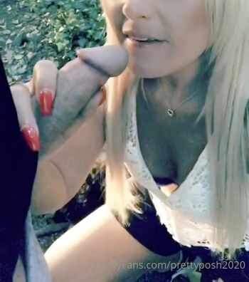 Full leaked Prettyposh private onlyfans photo