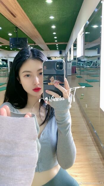 🔥 Qiaoniutt  page leaked private photo uncensored full