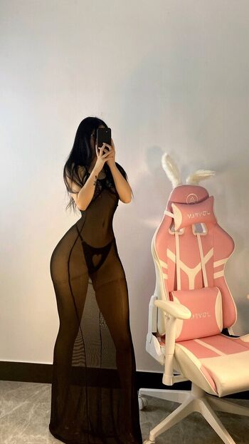 🔥 Qiaoniutt  page leaked private photo uncensored full