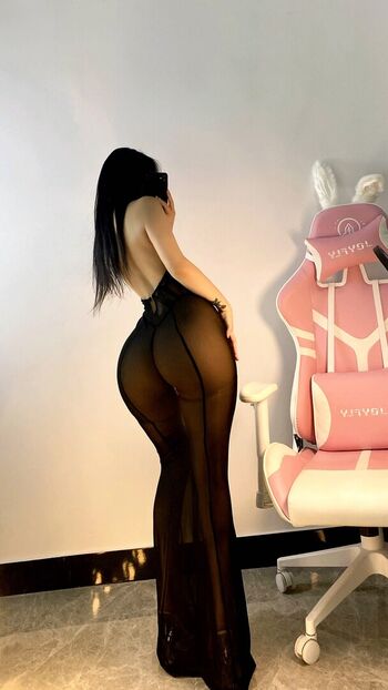 🔥 Qiaoniutt  page leaked private photo uncensored full