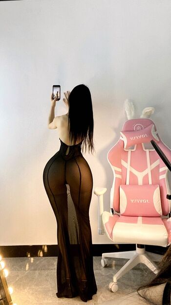 🔥 Qiaoniutt  page leaked private photo uncensored full