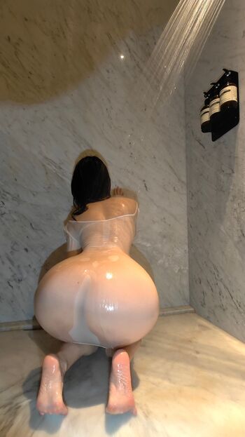 🔥 Qiaoniutt  page leaked private photo uncensored full