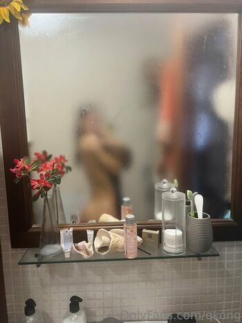 Full leaked Qkong private onlyfans photo