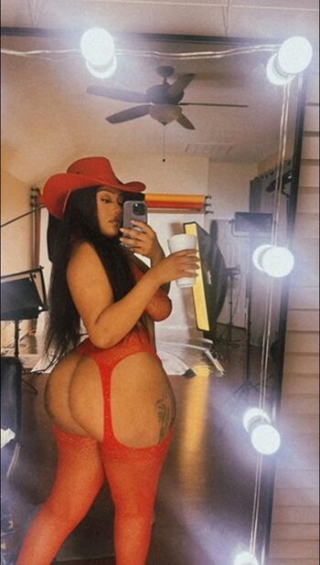 Full leaked Queen sznn private onlyfans photo