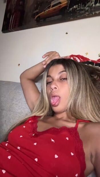 Full leaked Quinnbpeace private onlyfans photo