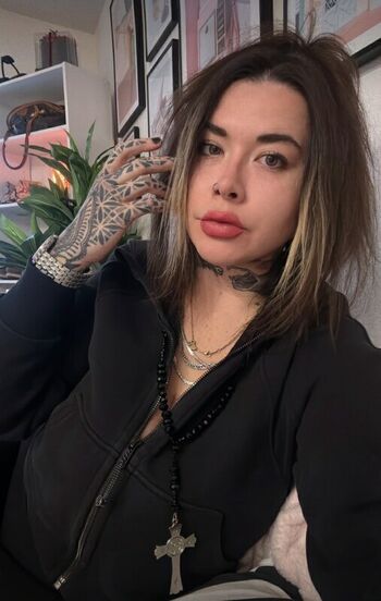 Full leaked Raanyy private onlyfans photo