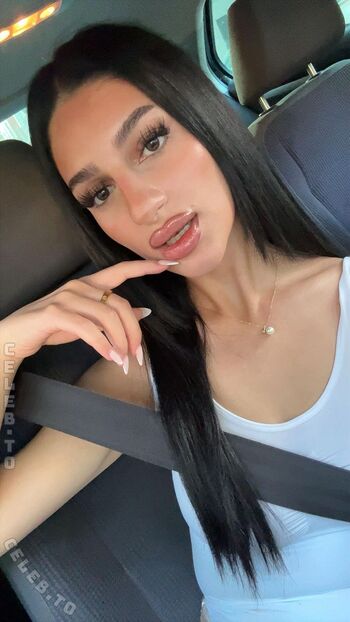 Full leaked Ranyamhd private onlyfans photo