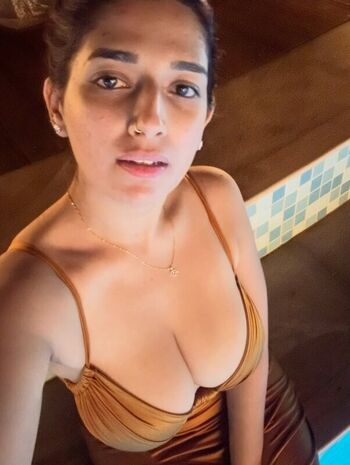 Full leaked Rasha kirmani private onlyfans photo