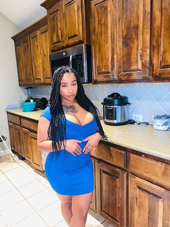 raynellemariah