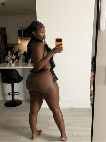 Full leaked Realkeylamarie  page private onlyfans photo