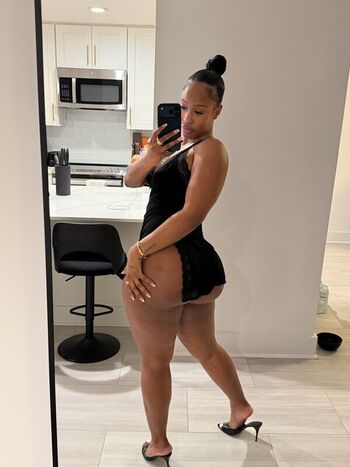 Full leaked Realkeylamarie private onlyfans photo
