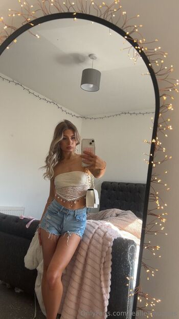 Full leaked Reallexihughes private onlyfans photo