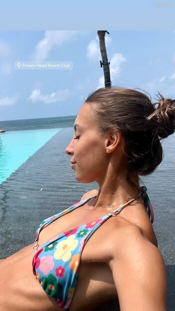 Full leaked Rebecca looschelders private onlyfans photo