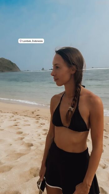 Full leaked Rebecca looschelders private onlyfans photo