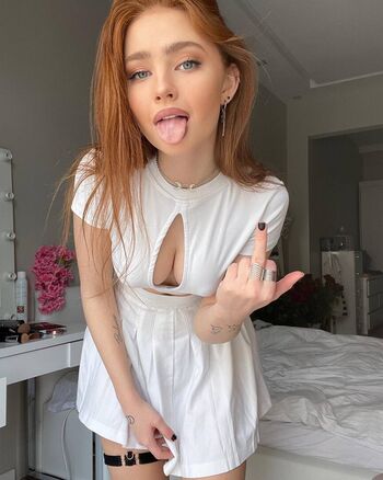 Renata Ri