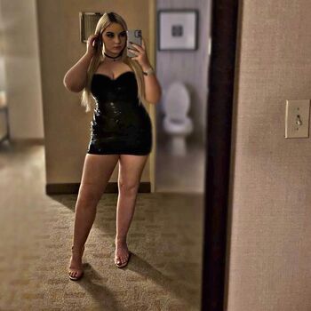 Full leaked Rialovesyu private onlyfans photo