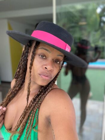 Full leaked Roberta rodrigues private onlyfans photo