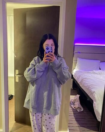 Full leaked Robyn private onlyfans photo
