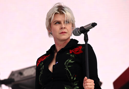 Robyn Carlsson
