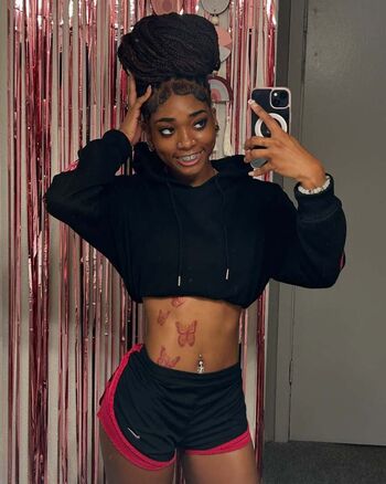 Full leaked Rockoutlaay private onlyfans photo