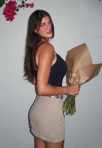 Full leaked Romi yakar private onlyfans photo