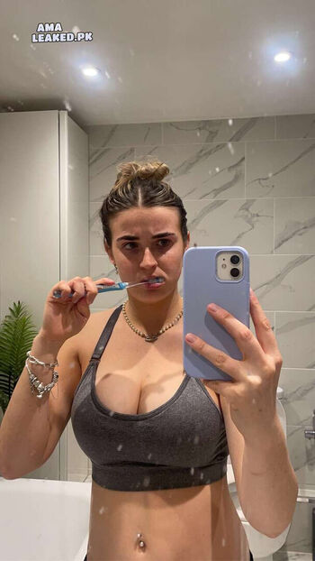 Full leaked Rosa vallis private onlyfans photo