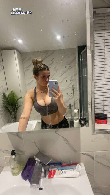 Full leaked Rosa vallis private onlyfans photo