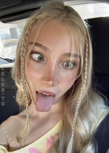 Full leaked Rosegnlz private onlyfans photo