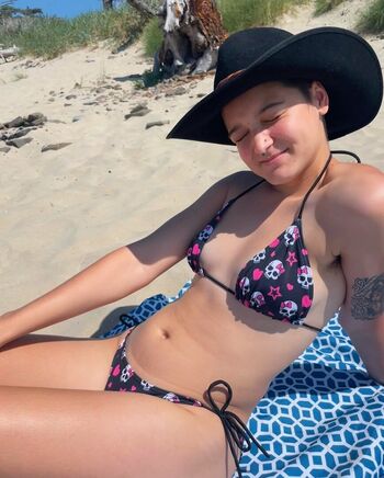 Full leaked Rosequartzmommy private onlyfans photo