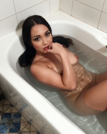 🔥 Roxanne perez page leaked private photo uncensored full