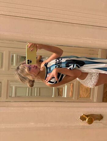 🔥 Sabrina carpenter  page leaked private photo uncensored full