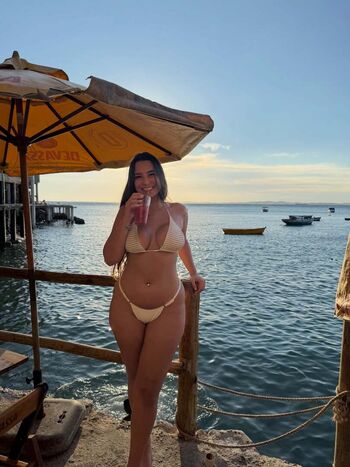 Full leaked Sabrinahmariah private onlyfans photo