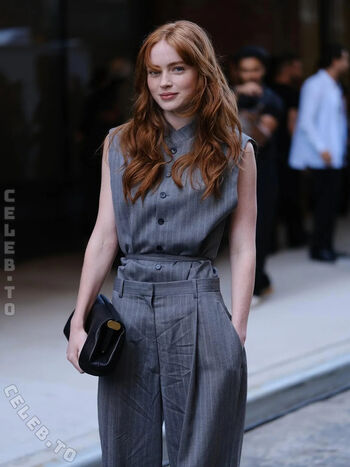 Full leaked Sadie sink private onlyfans photo