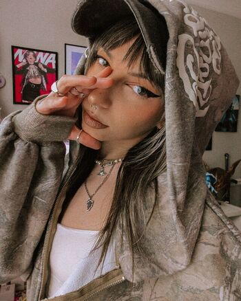 Full leaked Sailorbeeee private onlyfans photo