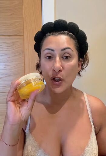 Saira Khan