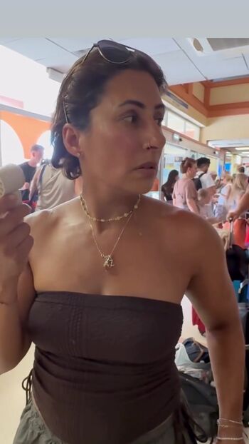 Saira Khan