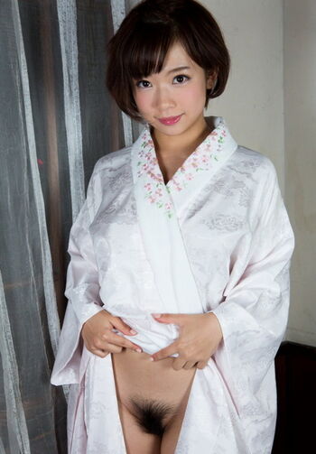 sakura.asian
