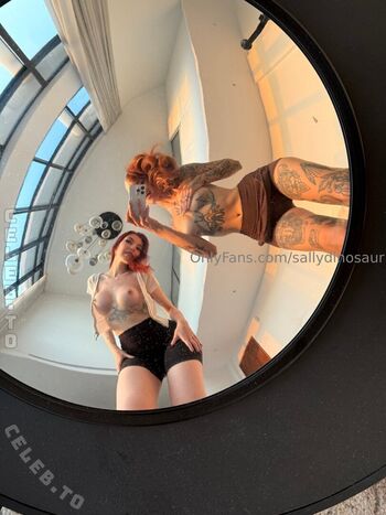 🔥 Sallydinosaur  page leaked private photo uncensored full