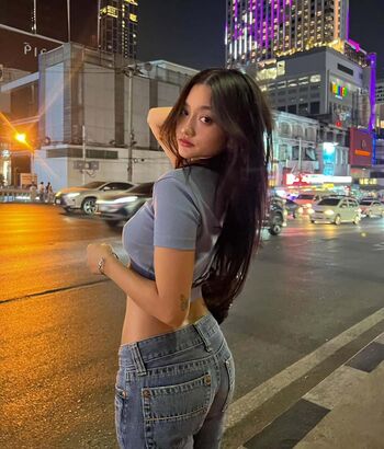 Full leaked Salysaouk page private onlyfans photo