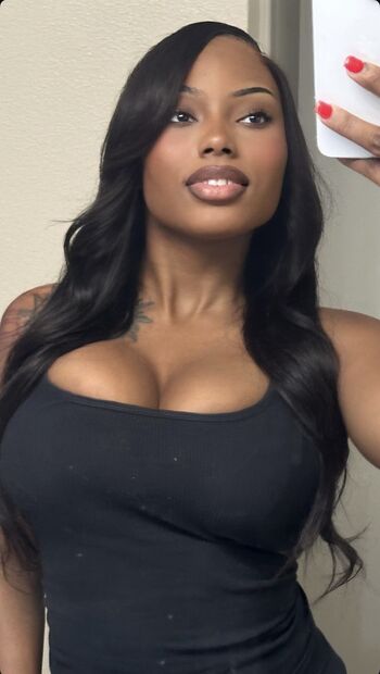 Samantha Marie