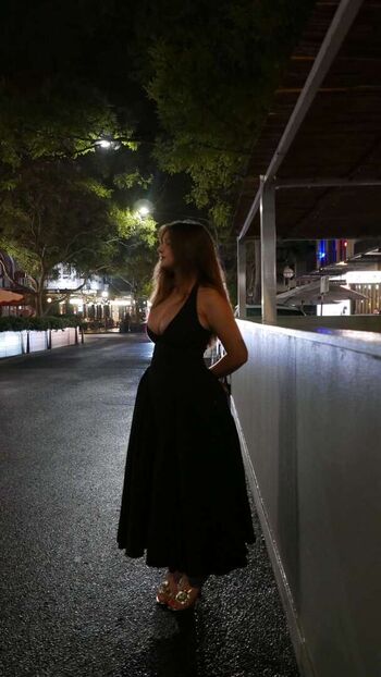 🔥 Sara dobrik page leaked private photo uncensored full