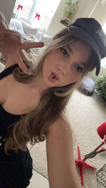 🔥 Sara dobrik page leaked private photo uncensored full