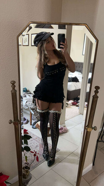 🔥 Sara dobrik page leaked private photo uncensored full